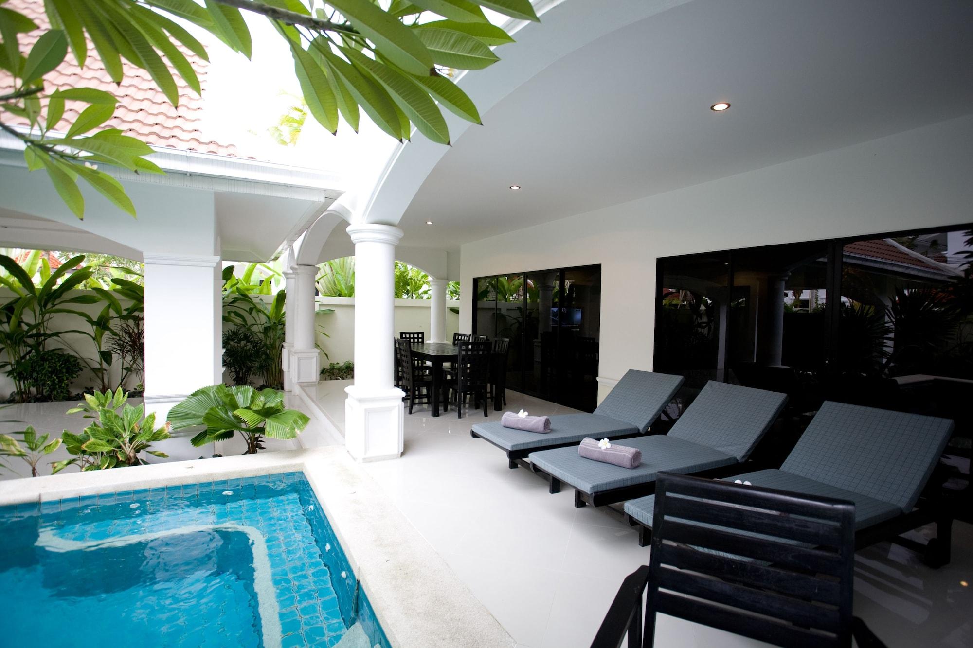 Palm Grove Resort, Pattaya Station touristique
