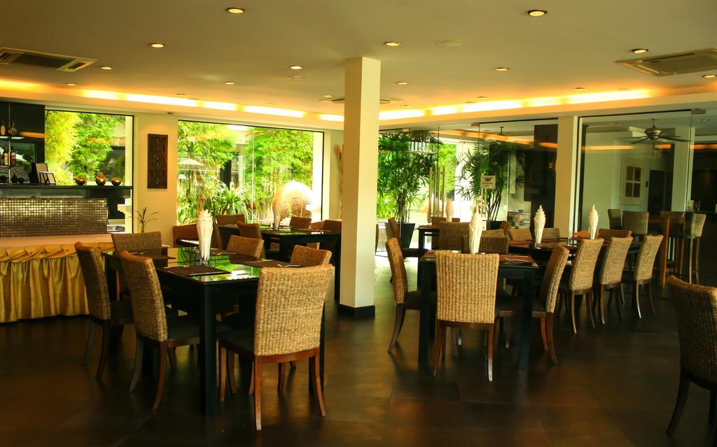 Palm Grove Resort, Pattaya Station touristique Na Chom Thian